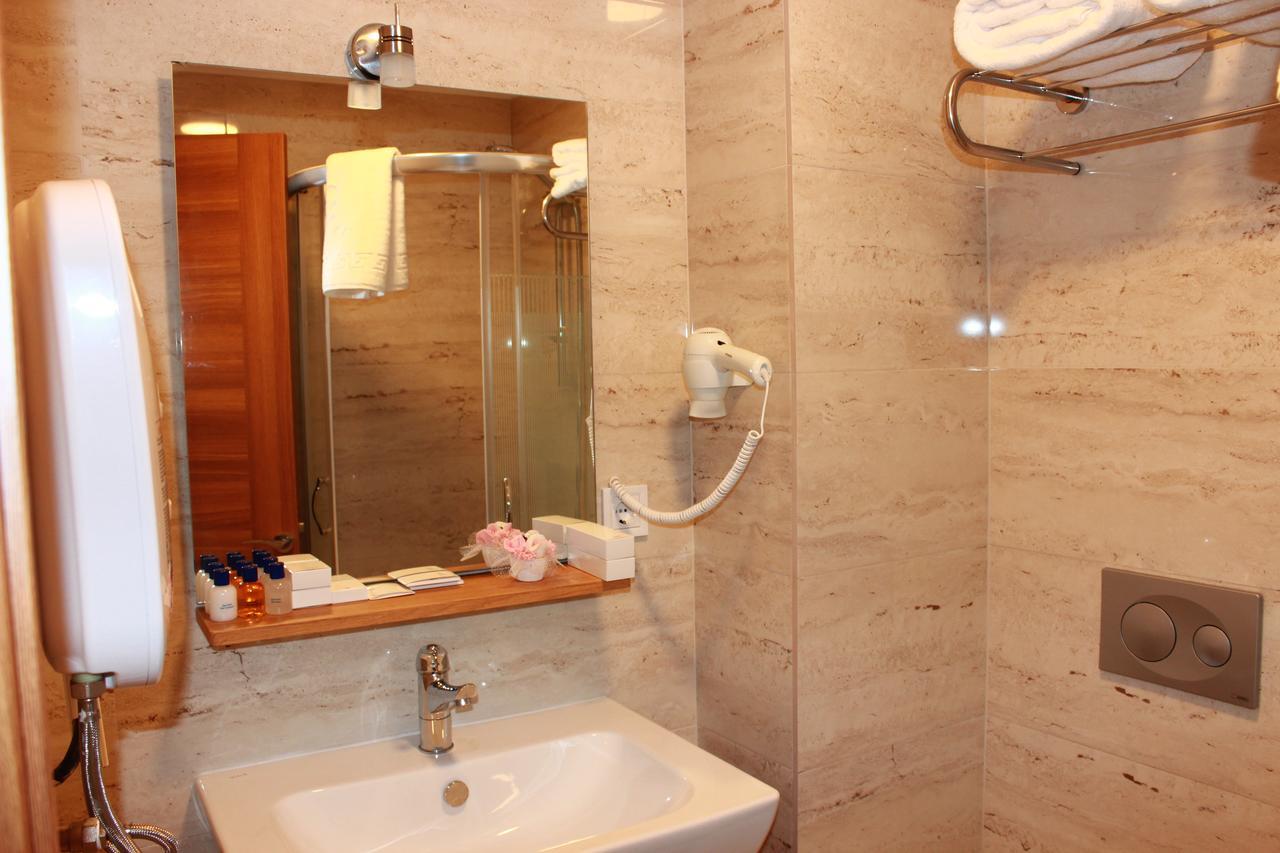 Imerhan Otel คูซาดาซี ภายนอก รูปภาพ